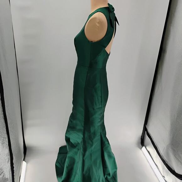 Alfred Sung D824 Hunter Green Jewel Neck Open Back Bow Gown Size 2 - Picture 9 of 16